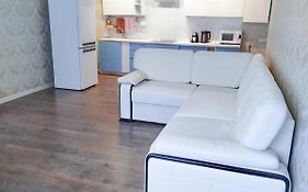 Grunvald Kiev Apartment LUX
