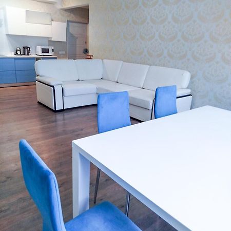 Ferienwohnung Grunvald Lux Kiew Exterior foto